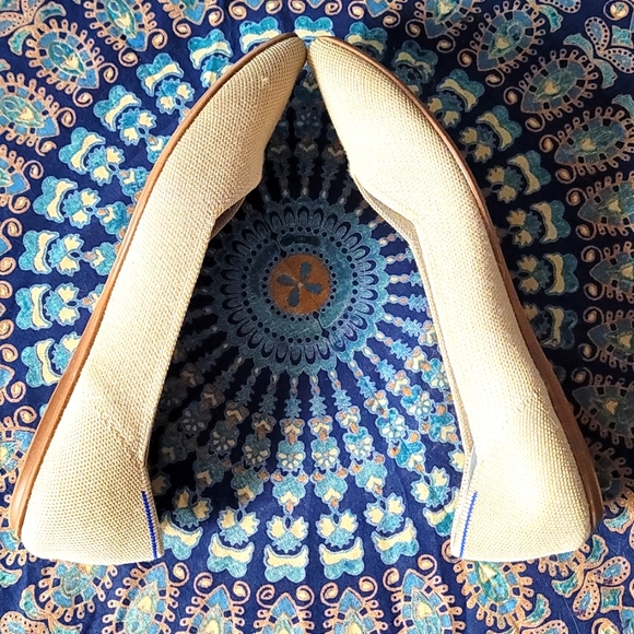 Rothy's The Point in Camel Merino Wool, Size 9.5, EUC - Picture 9 of 11